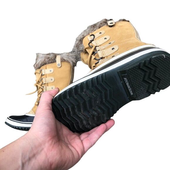 SOREL Joan of Arctic Boots Size 6.5 Womens - Picture 10 of 16